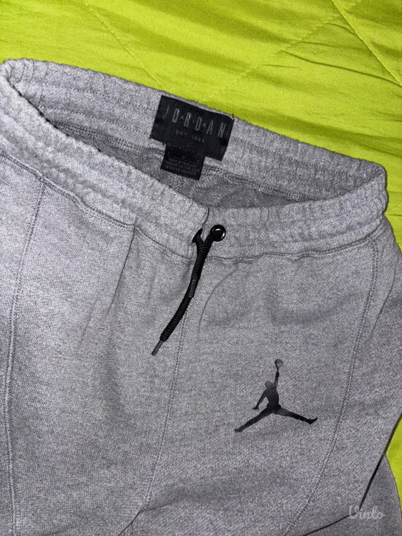 Jordan donji deo trenerke