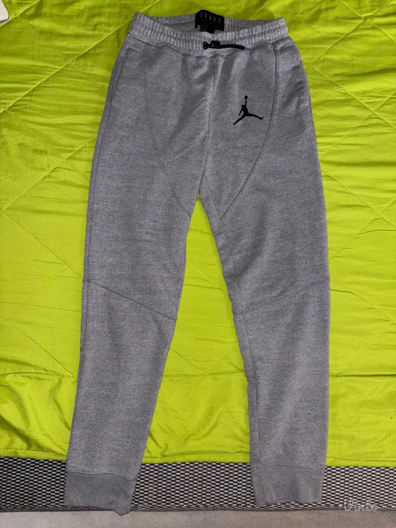 Jordan donji deo trenerke