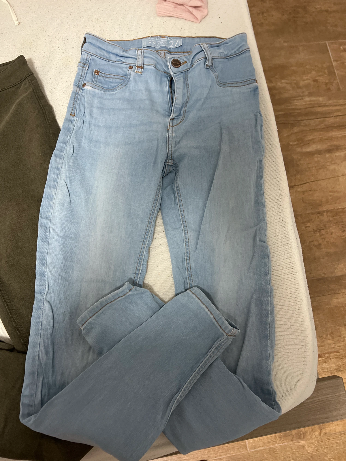 Farmerice Denim i Amisu