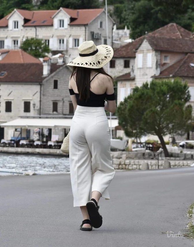 Zara kulote pantalone