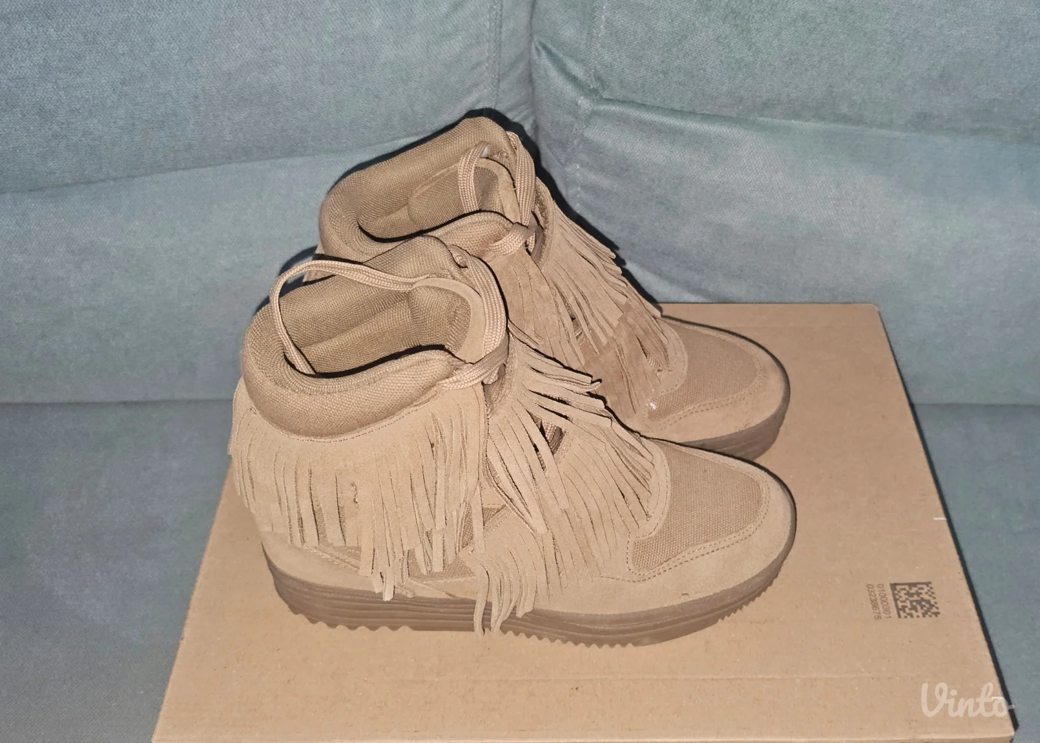 Bershka kožne patike sa skrivenom petom