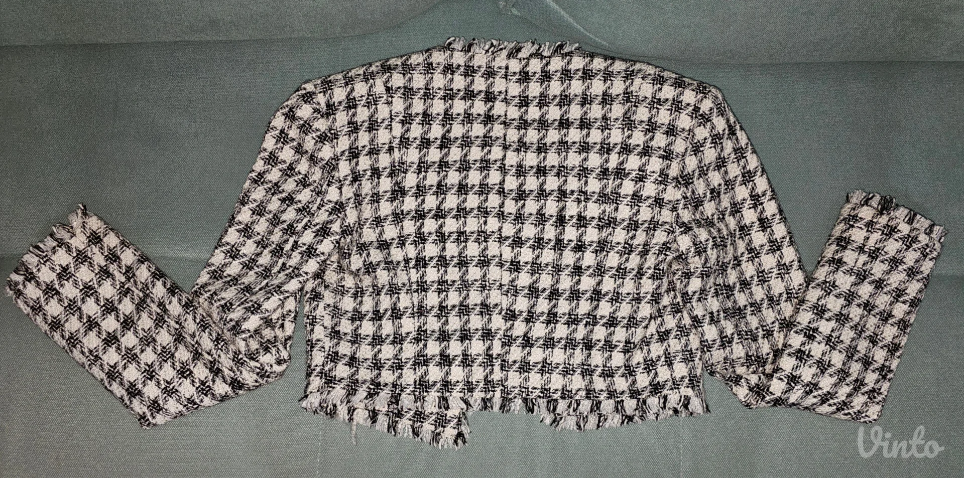 Bershka tweed crop sako / jaknica