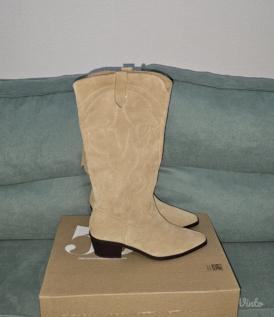 Stradivarius kožne kaubojke