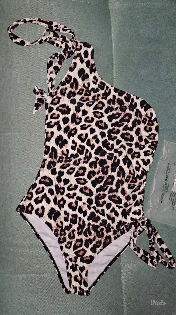 Jednodelni leopard kupaći