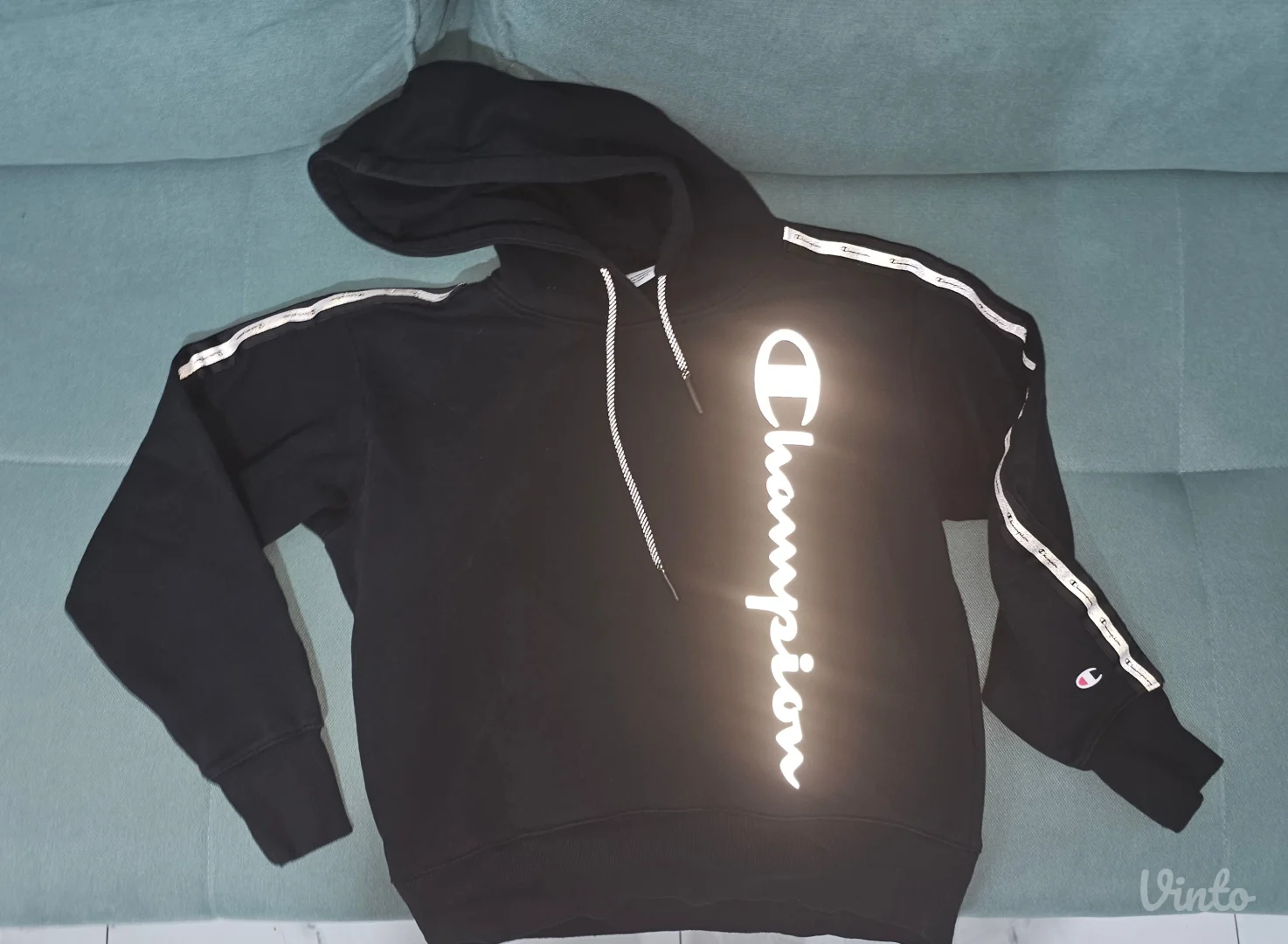 Champion hooded duks