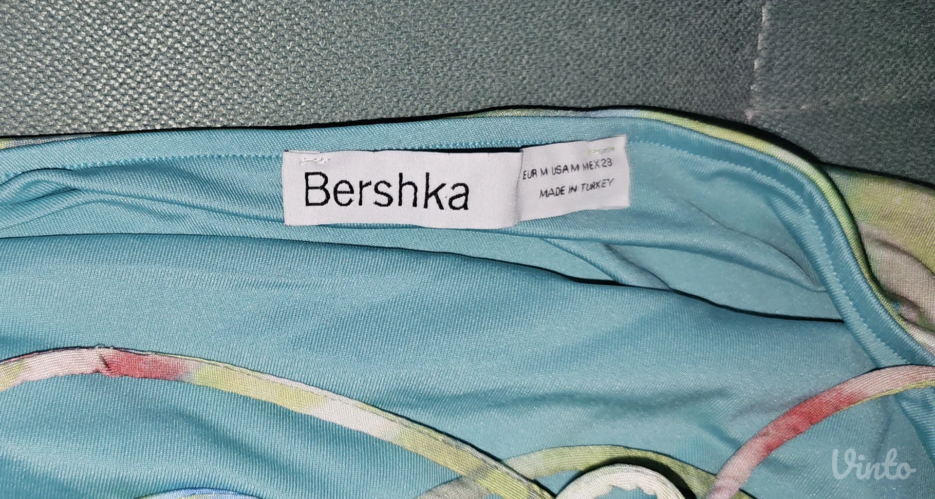 Bershka šarena midi haljina