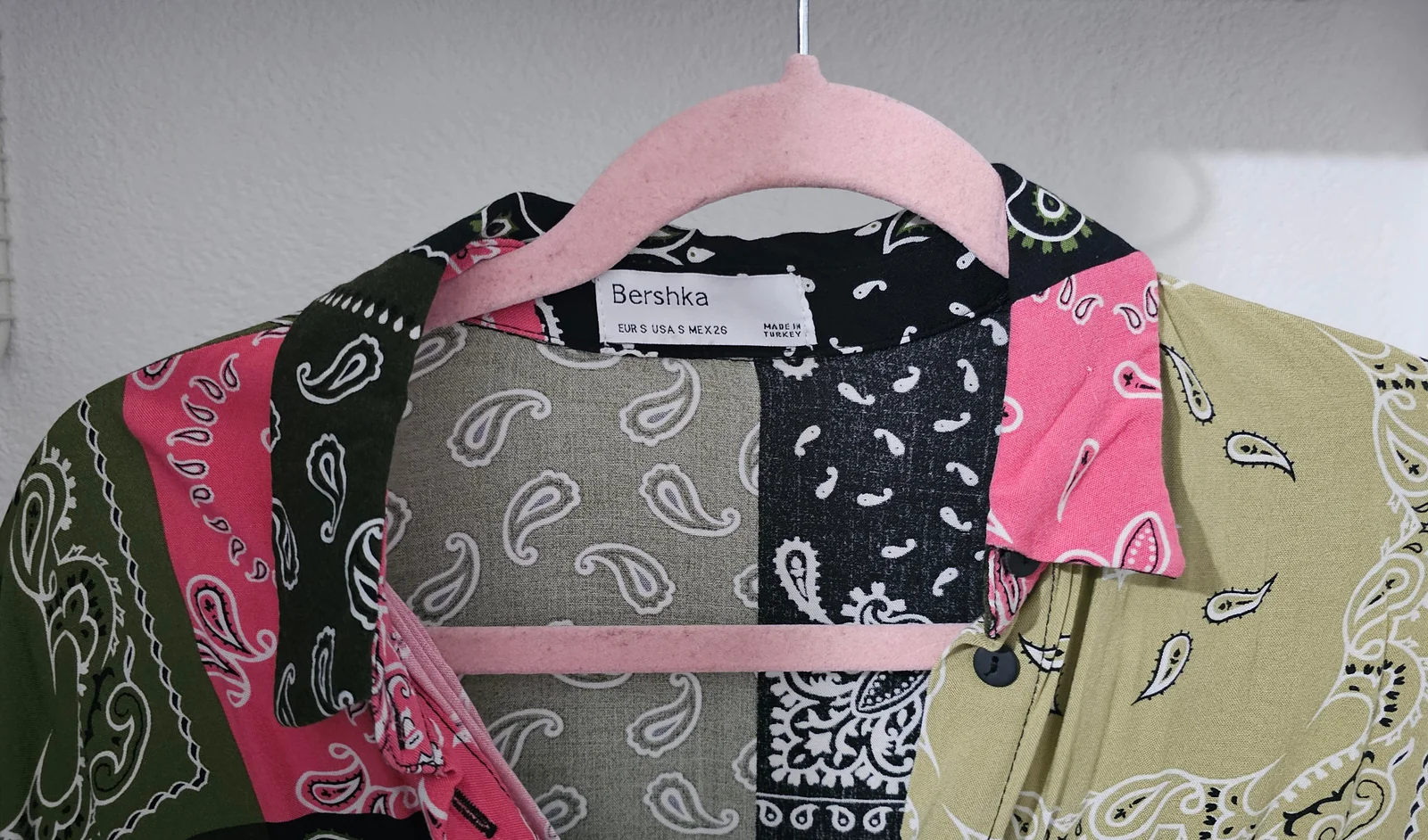 Bershka oversize viskozna košulja