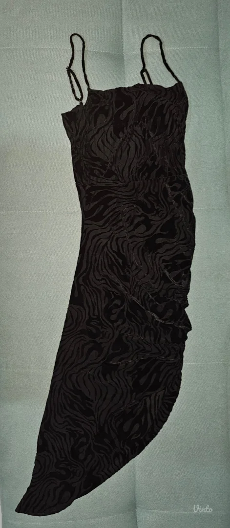 Bershka crna asimetrična haljina