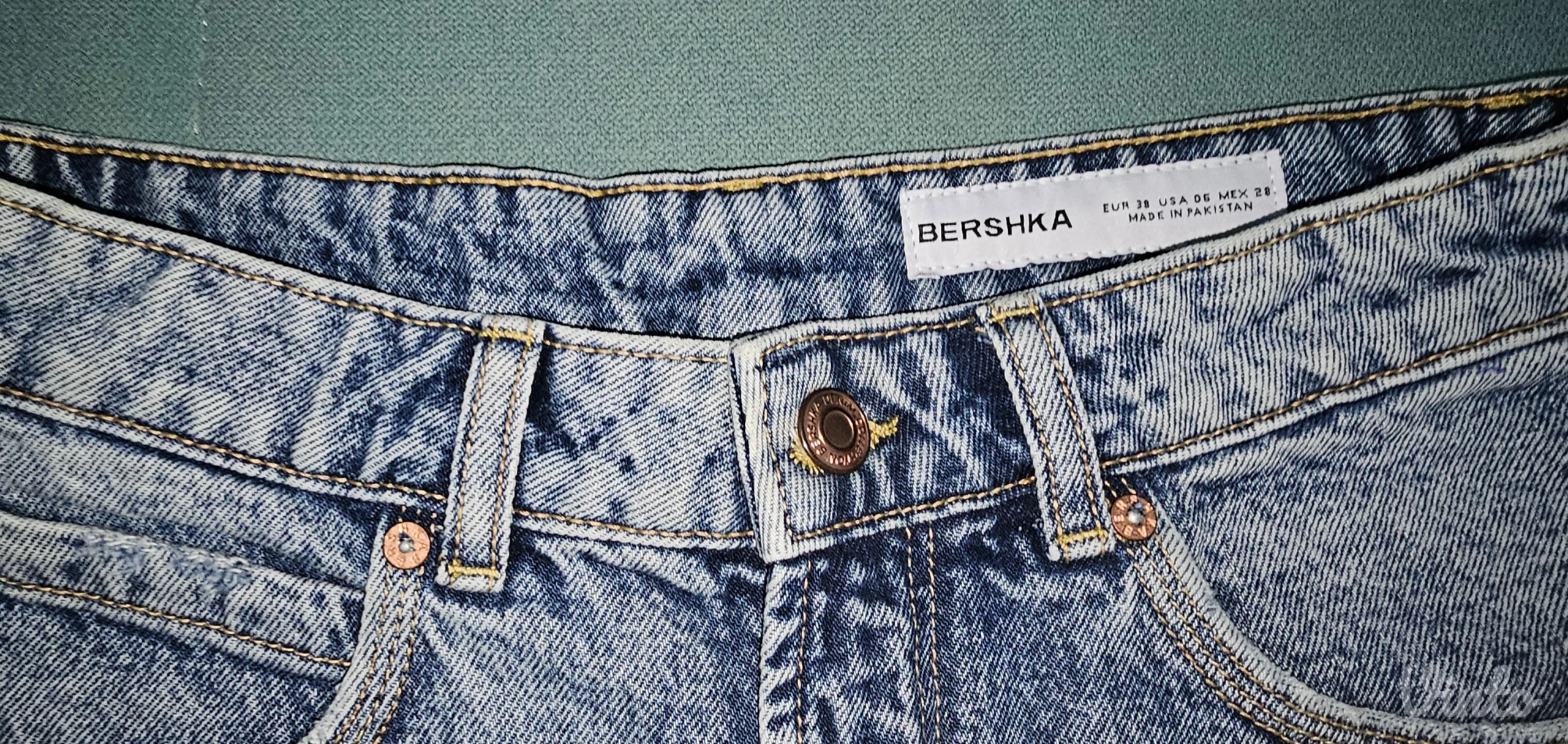 Bershka high waist nov šorts