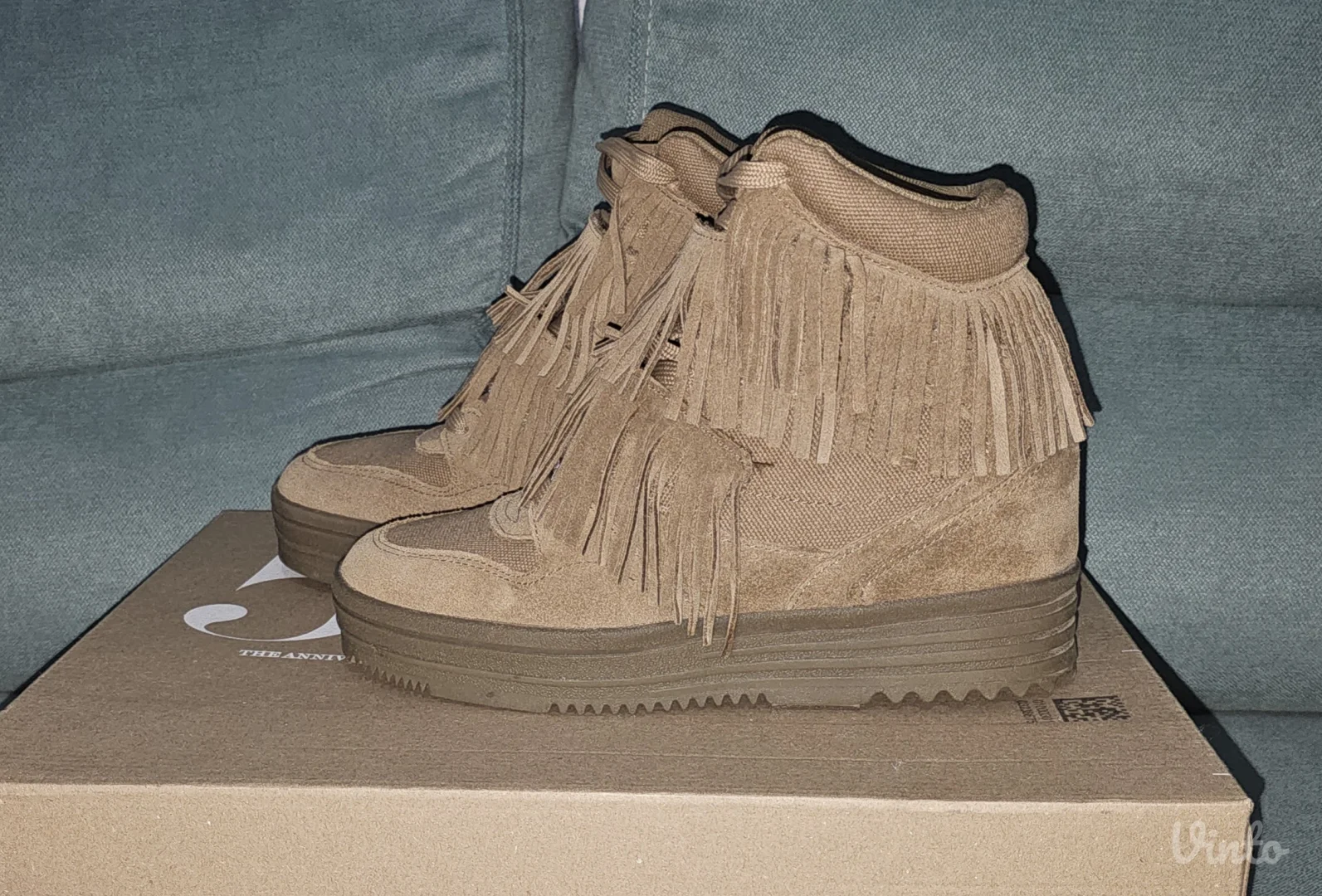 Bershka kožne patike sa skrivenom petom