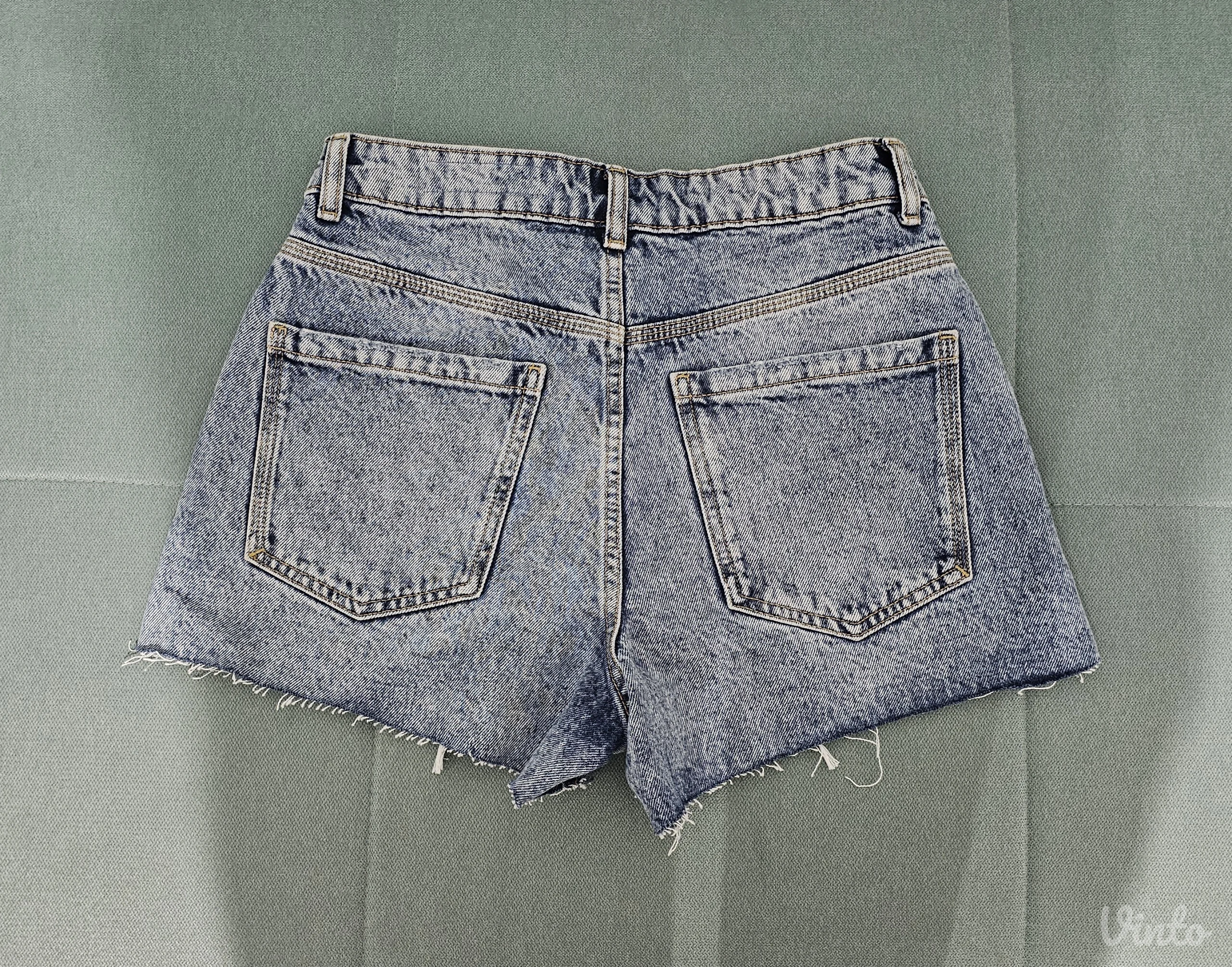 Bershka high waist nov šorts