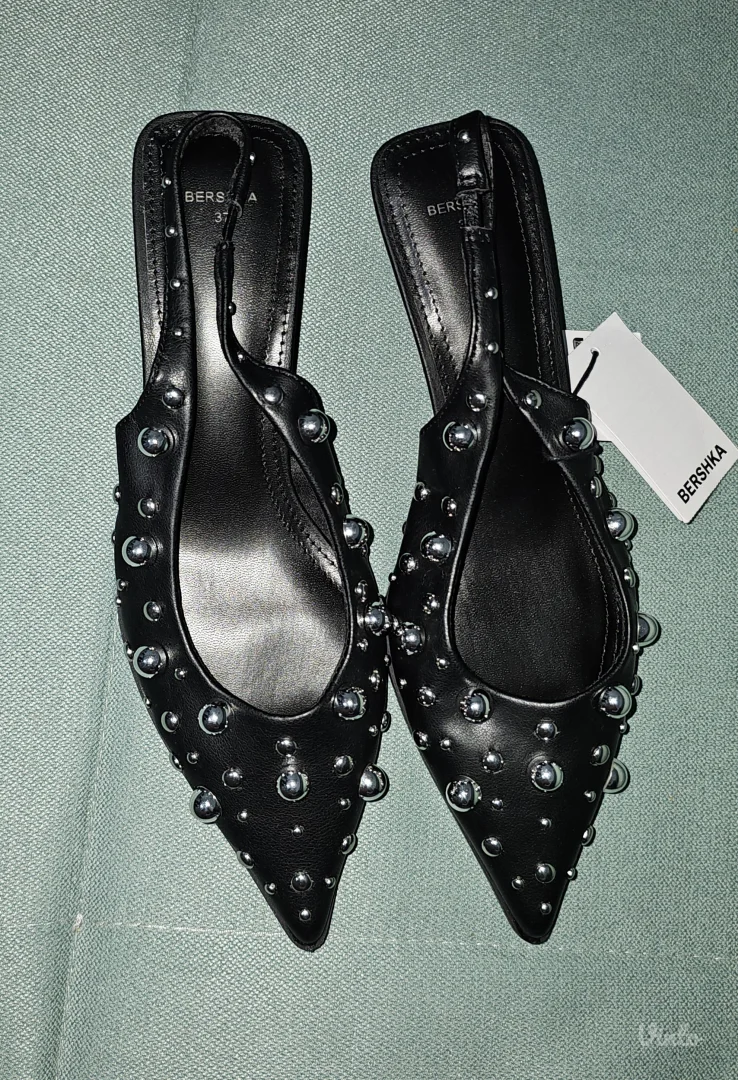 Bershka nove salonke