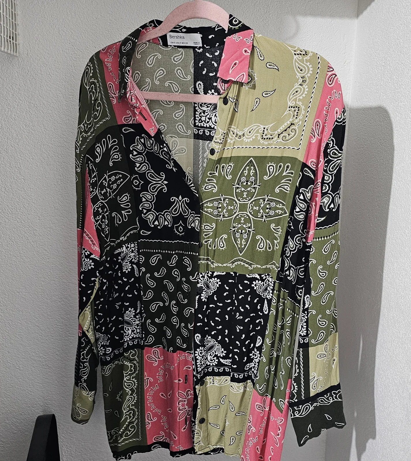 Bershka oversize viskozna košulja