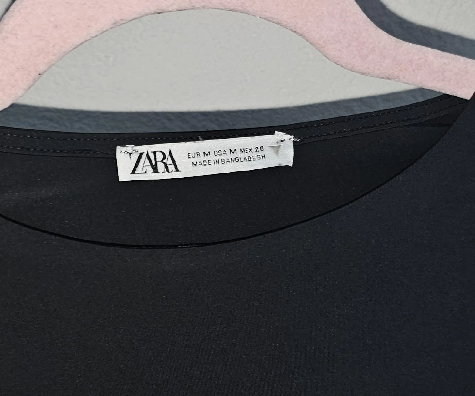 Zara crni crop od poliamida