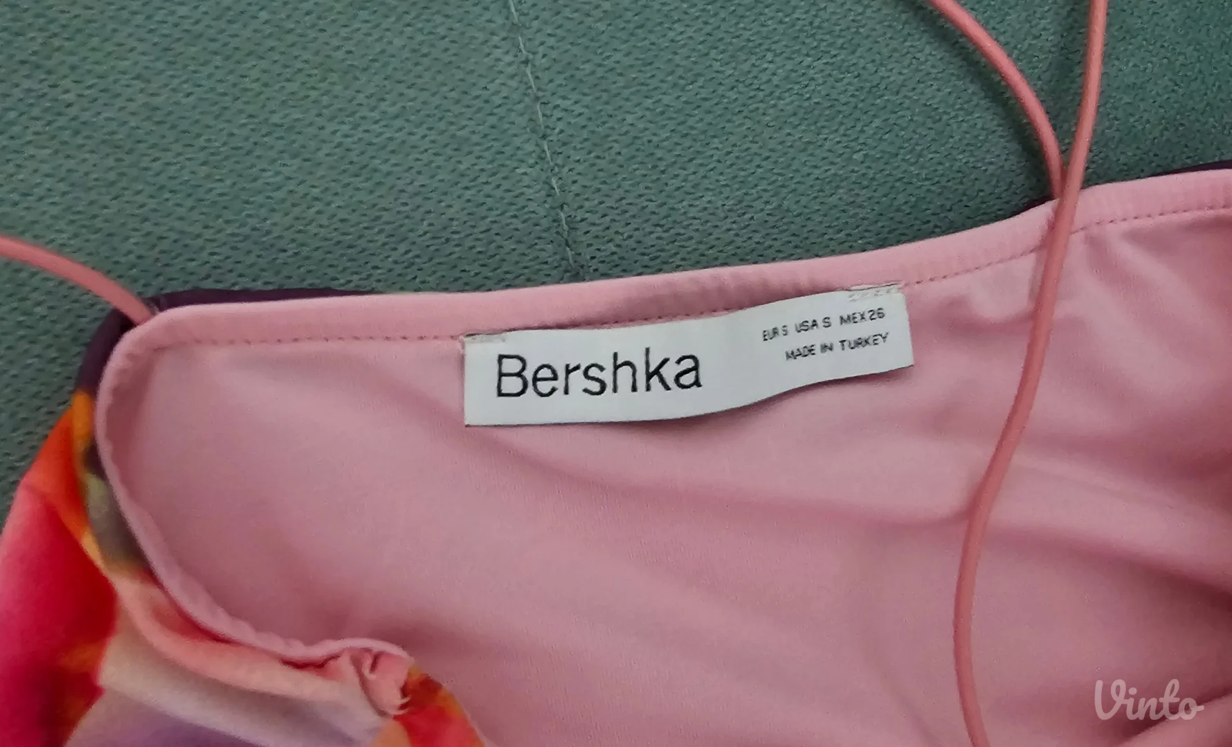 Bershka šarena mini haljina