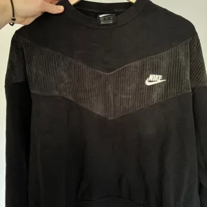 Nike dukserica