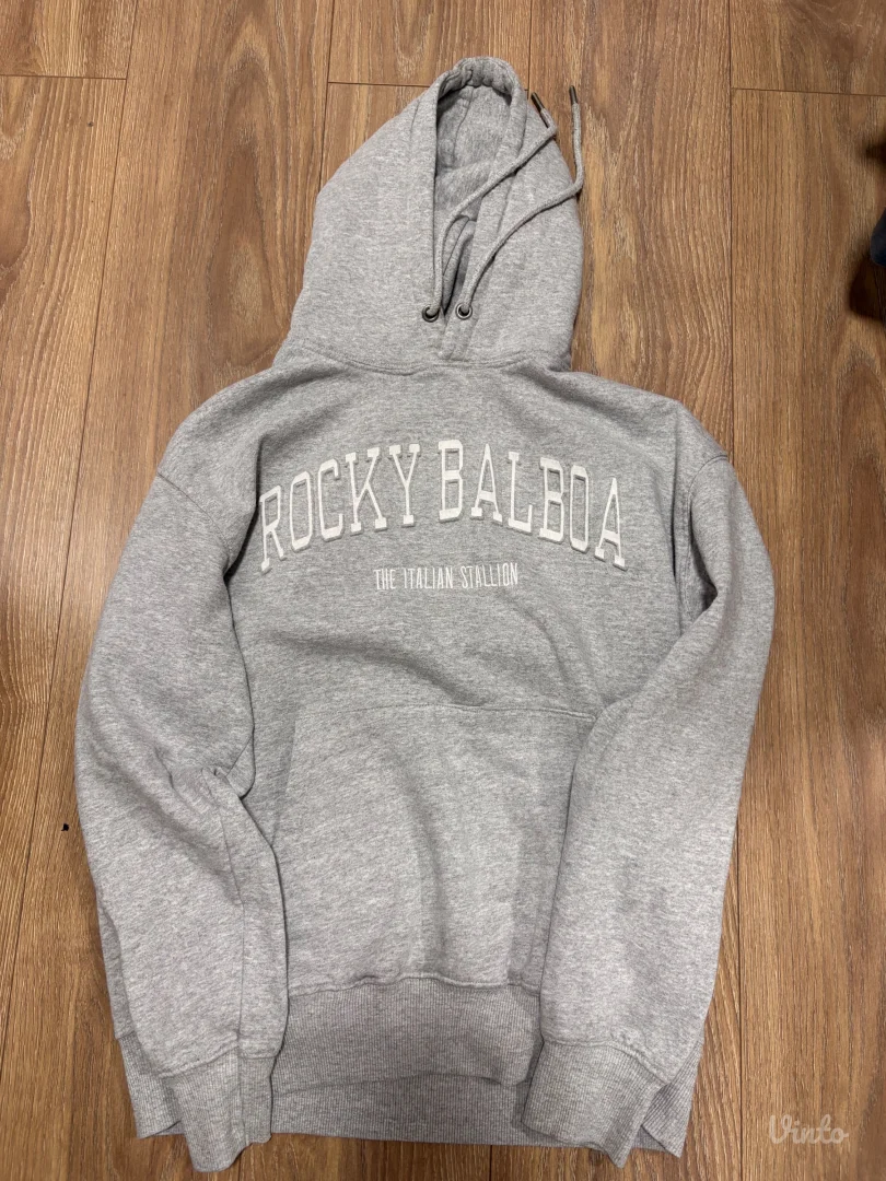 PULL BEAR ROCKY