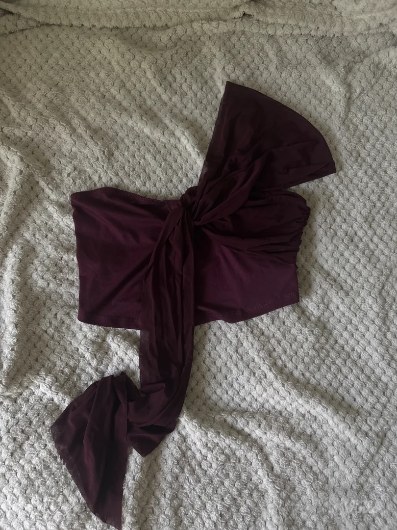 elegantni top