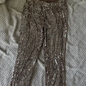 Zara pantalone