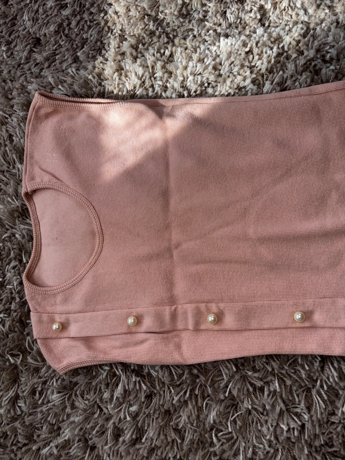 Bež uska haljina sa biserima