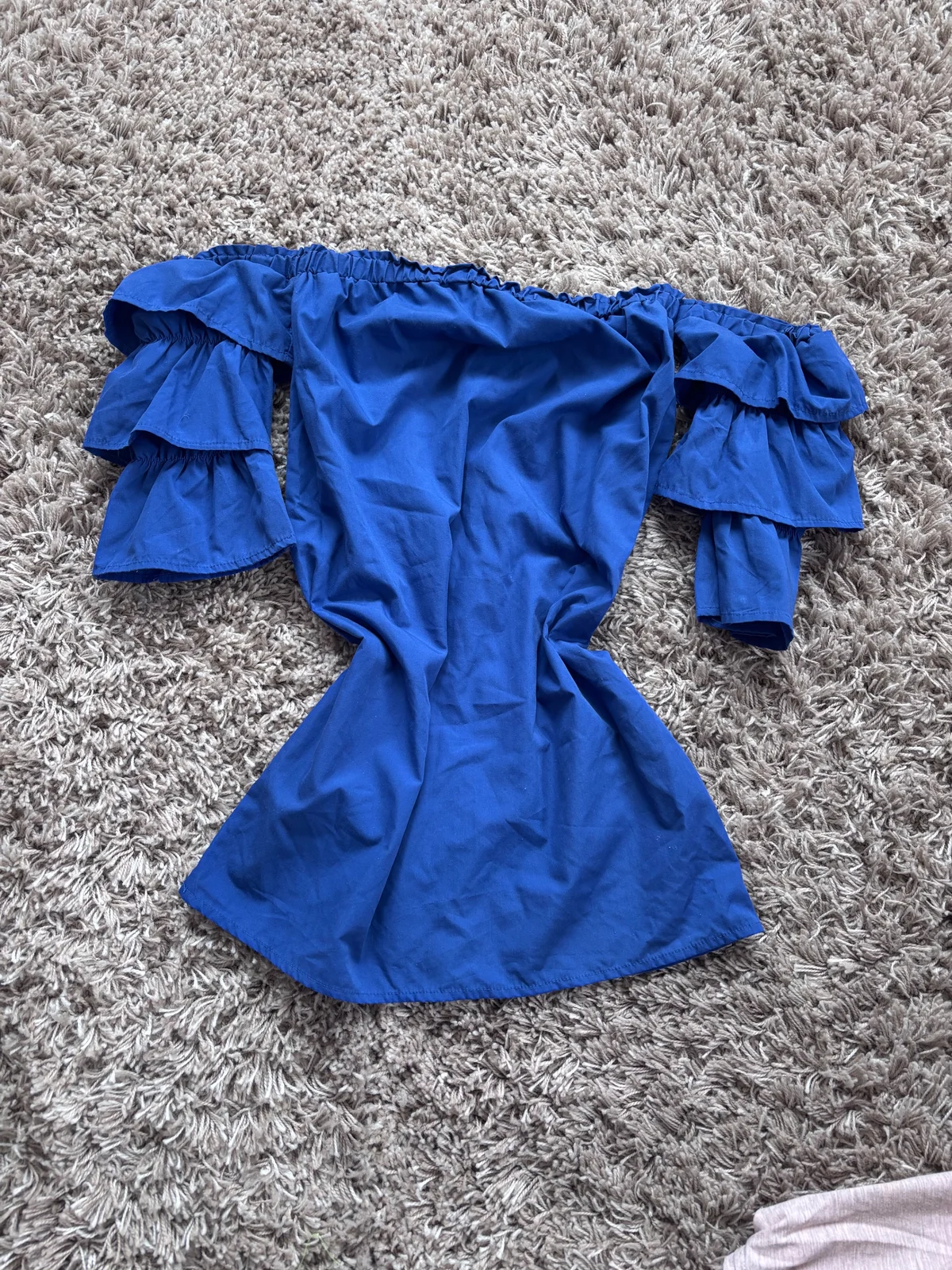 Off shoulder haljina