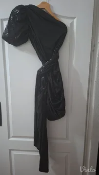 PrettyLittleThing haljina 38