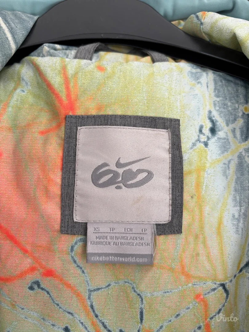 Nike zimska jakna xs