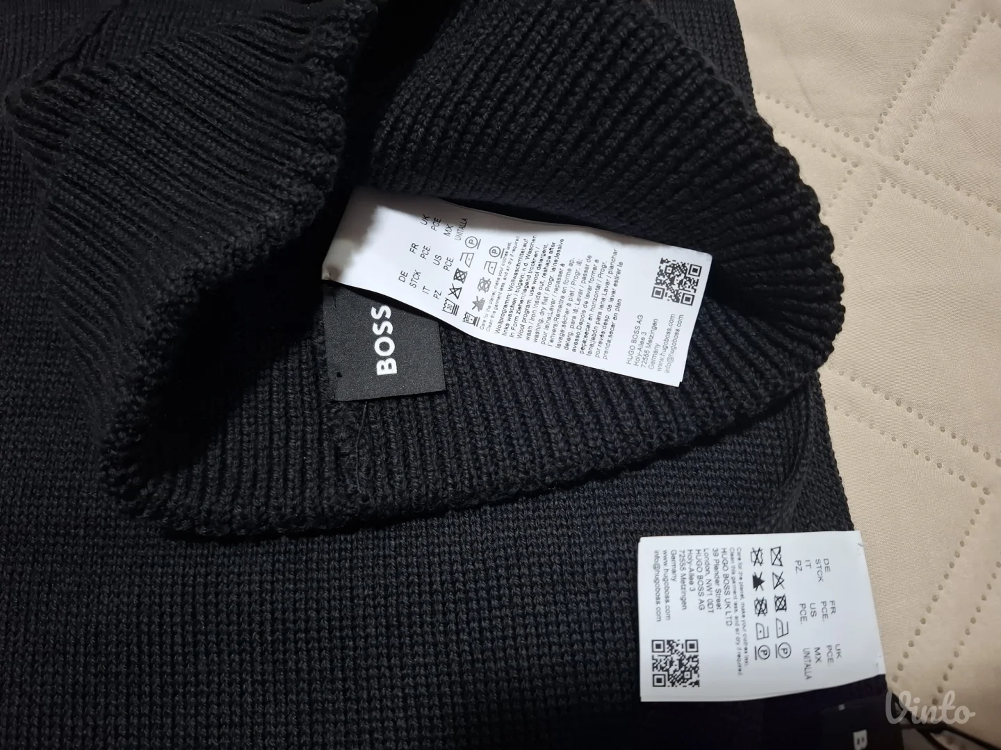 Hugo Boss kapa i šal