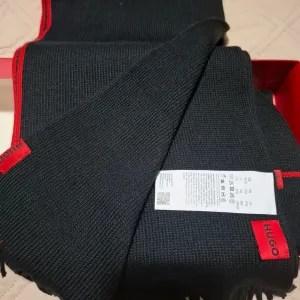 Hugo Boss kapa i sal