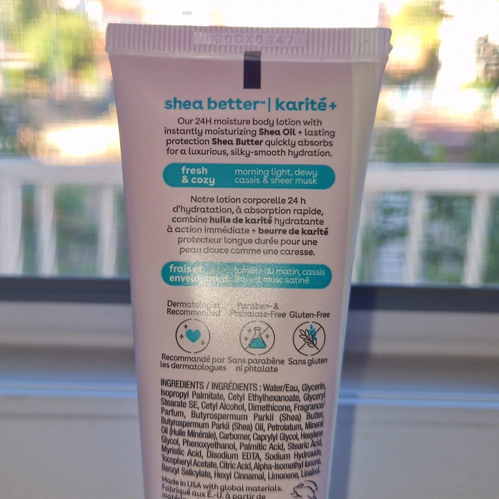 EOS Shea Better losion za telo Fresh & Cozy (74ml)