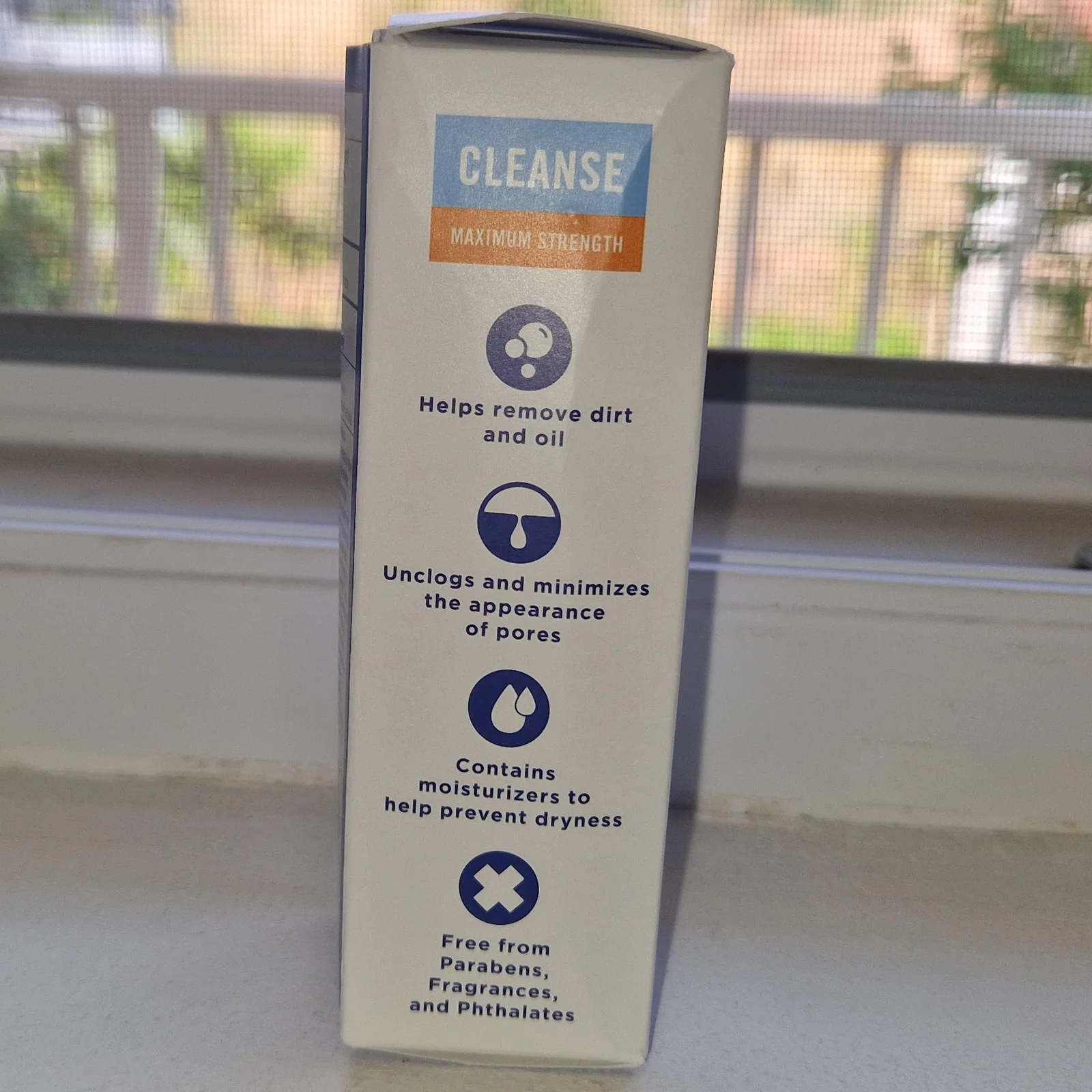 PanOxyl pena za pranje lica i tela protiv akni 10% (28g)