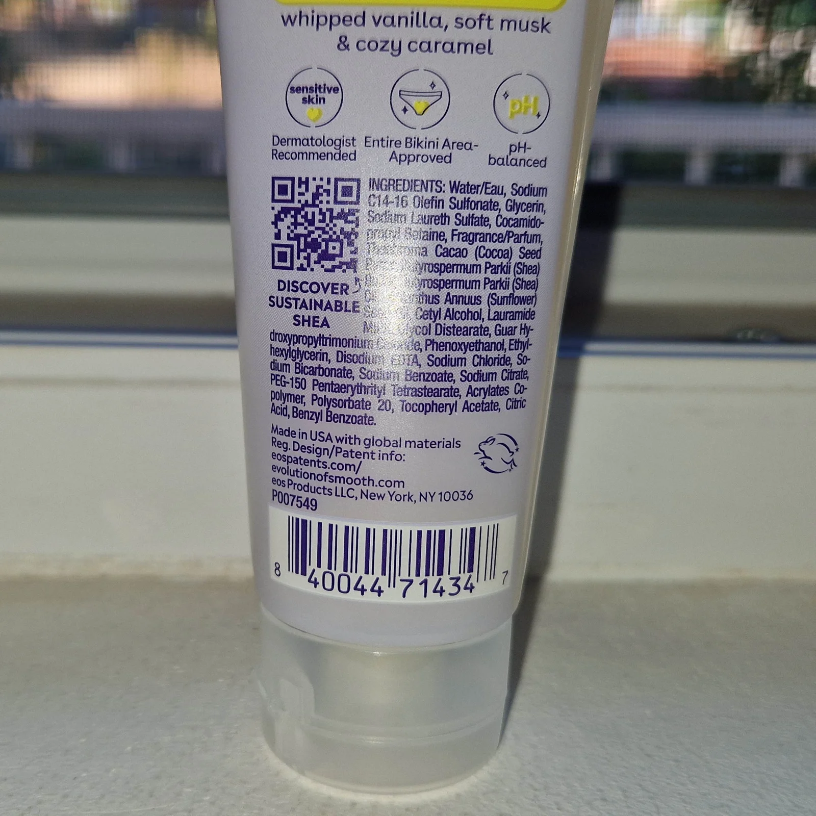 EOS Shea Better gel za tuširanje Vanilla Cashmere (74ml)