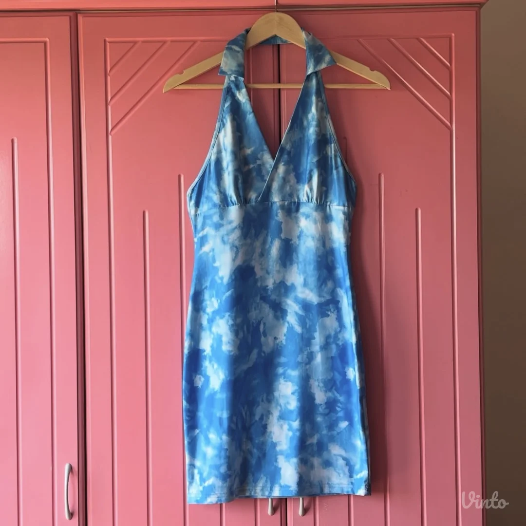 Plava mini haljina bez ledja