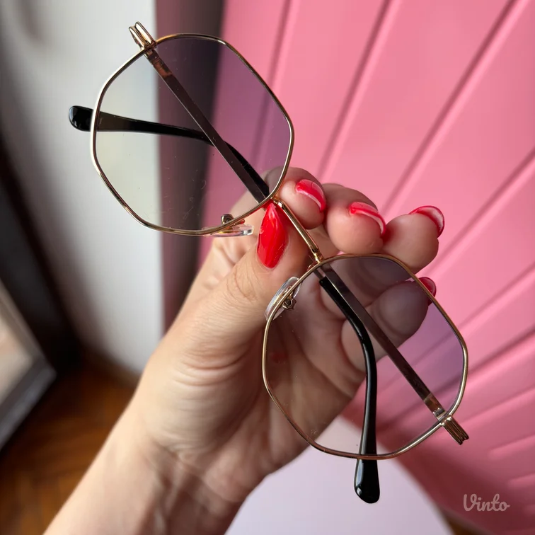 Nove ombre naocare plavo zlatne