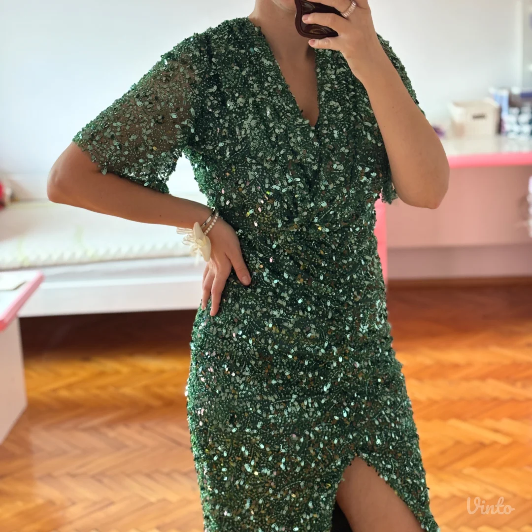 Svecana haljina sa sljokicama