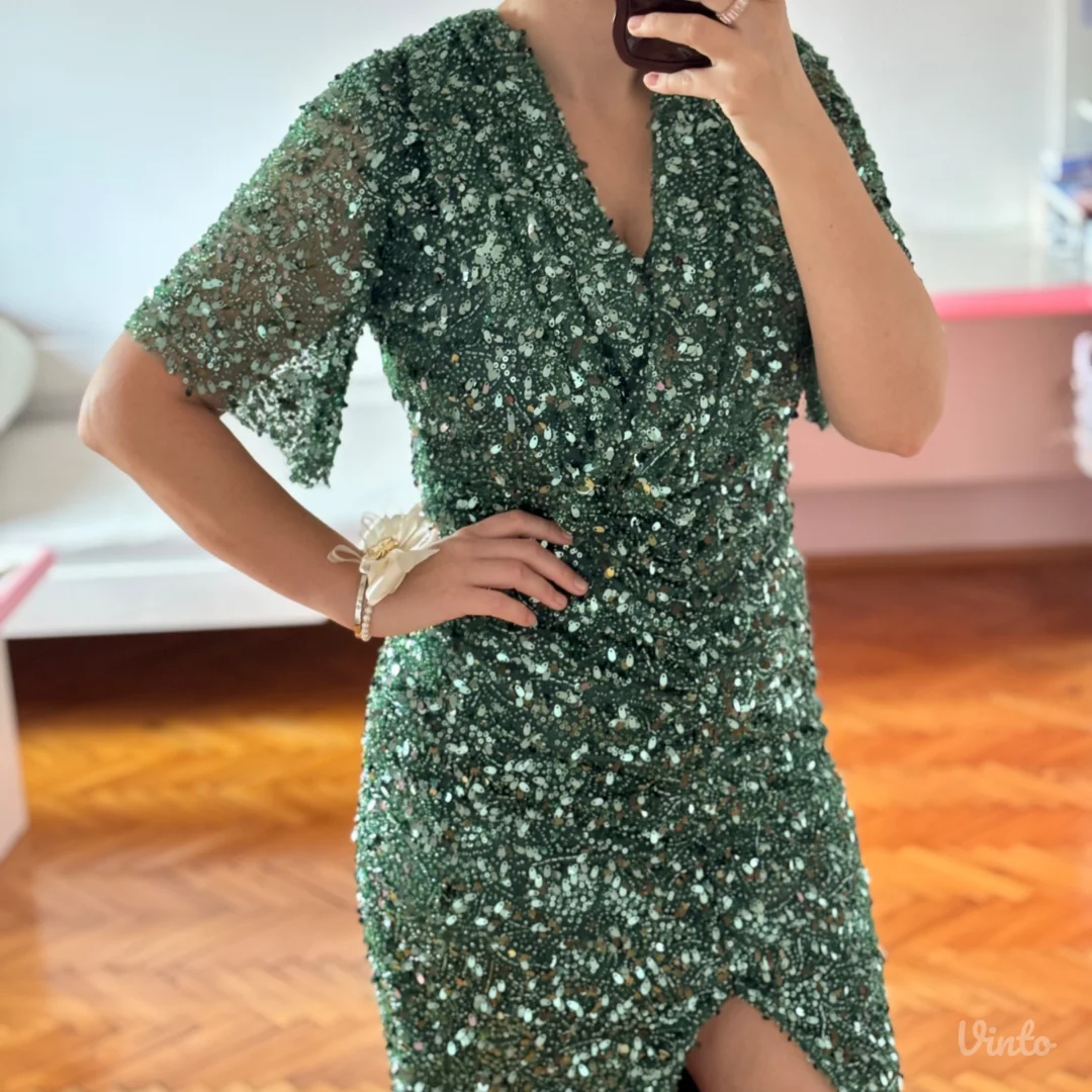 Svecana haljina sa sljokicama