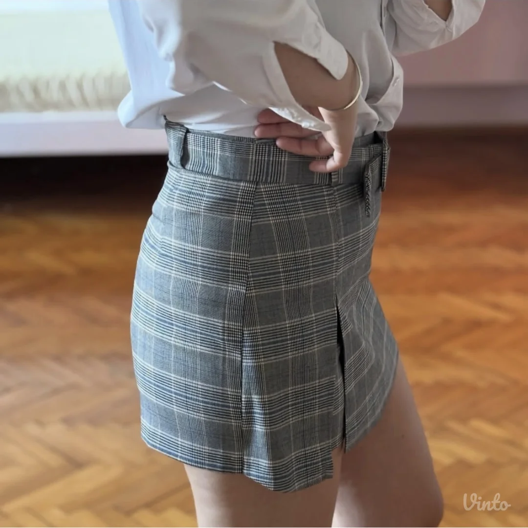 Stradivarius suknja sorts