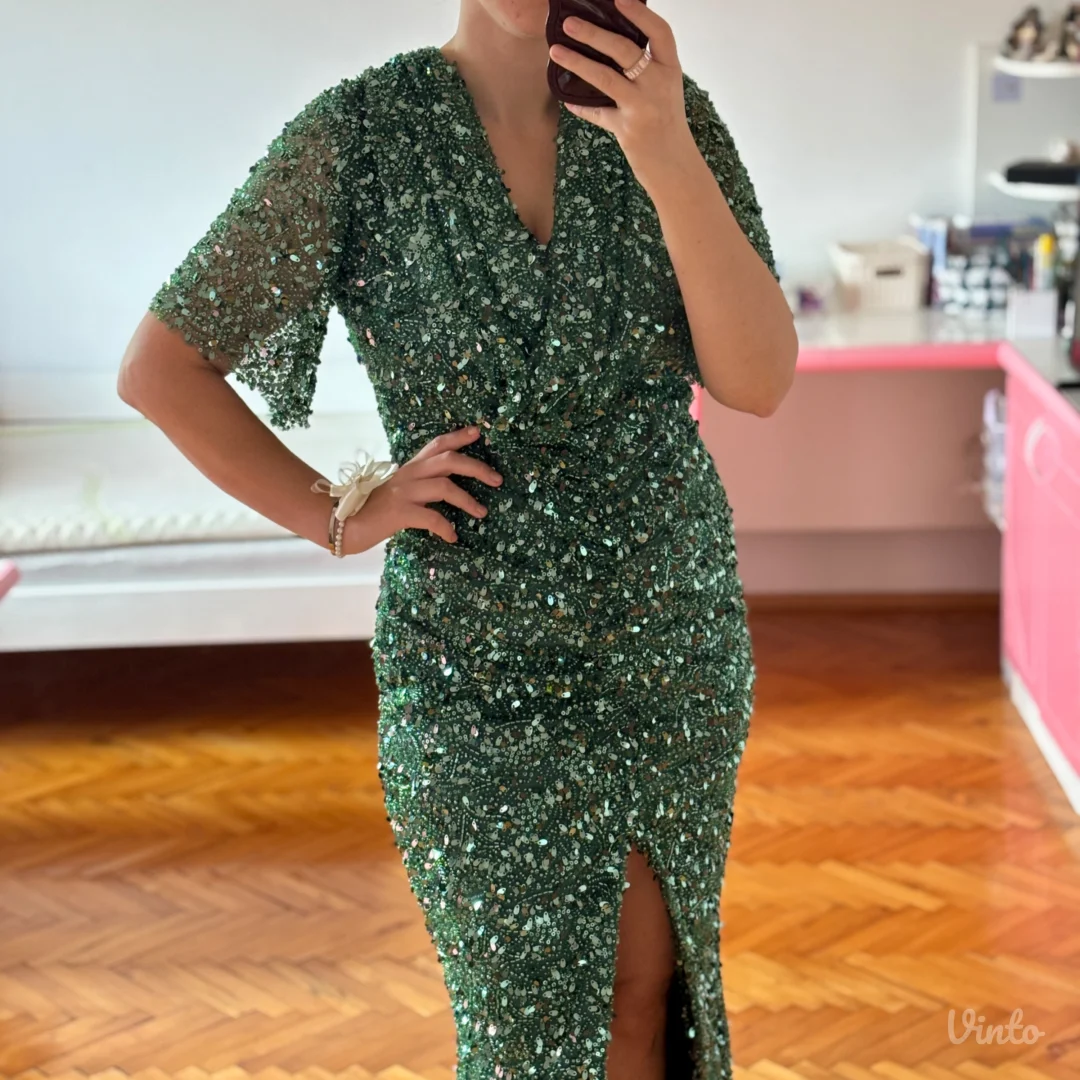 Svecana haljina sa sljokicama