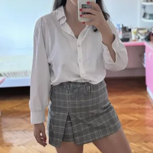 Stradivarius suknja sorts