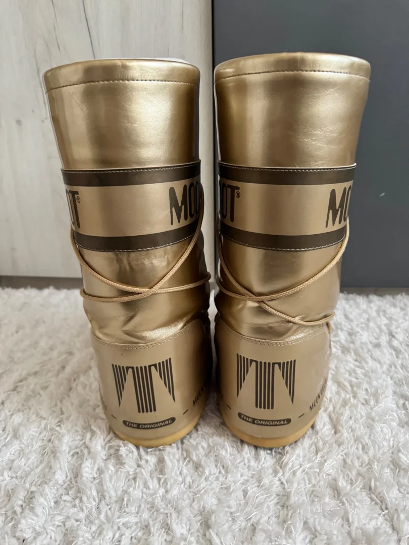 Moon boot čizme