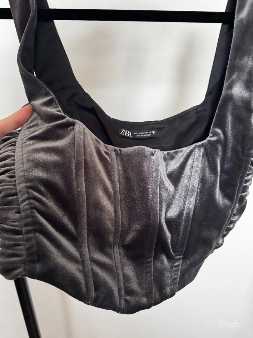 Zara korset