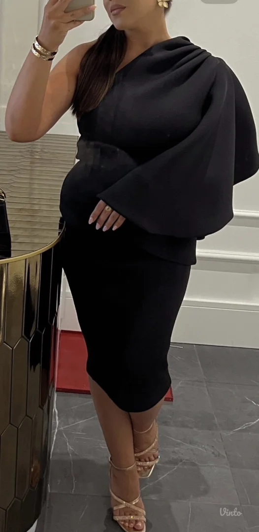 Crna elegantna haljina