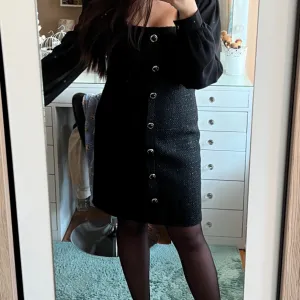 Crna elegantna haljina