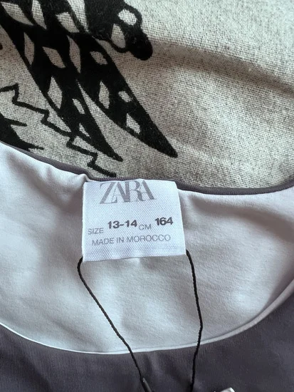 ZARA Sportski Top (Novo sa Etiketom)