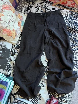 Sinsay Široke Lepršave Pantalone