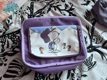 Women Secret Peanuts Neseser