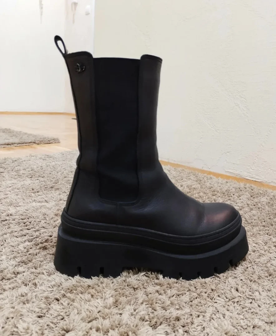 Čizme Kozne broj 38