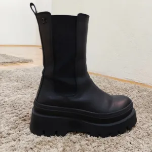 Čizme Kozne broj 38