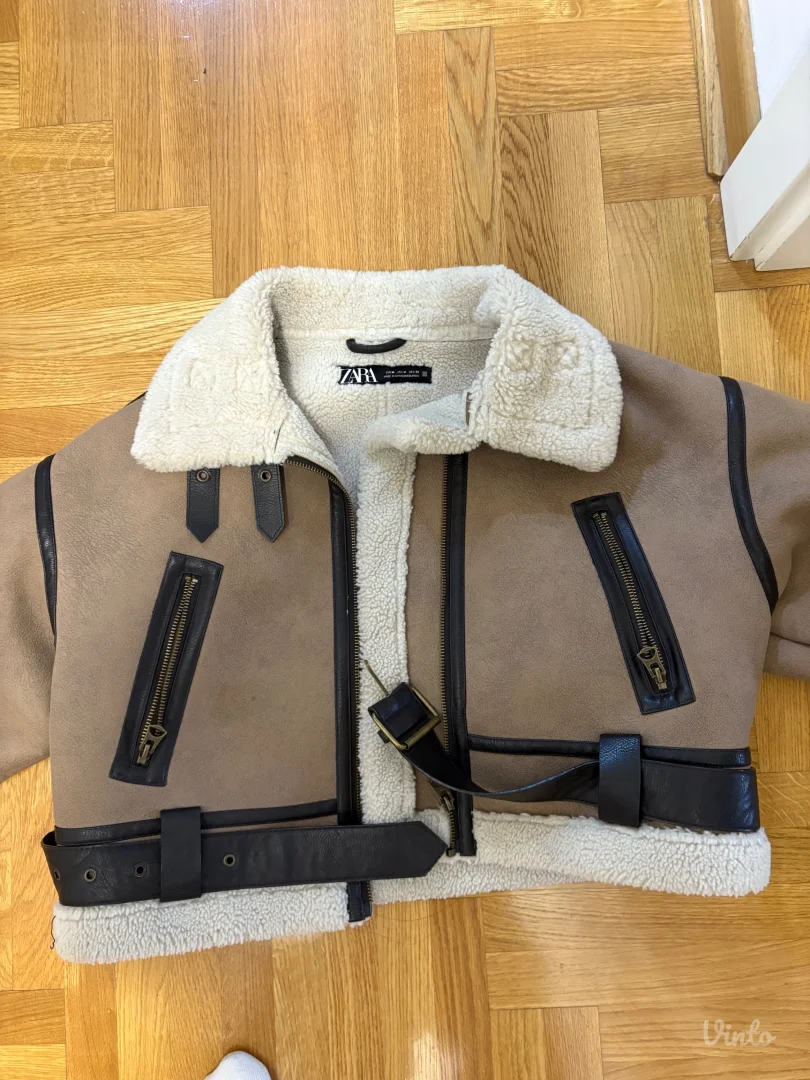 Zara jaknica NOVA kolekcija