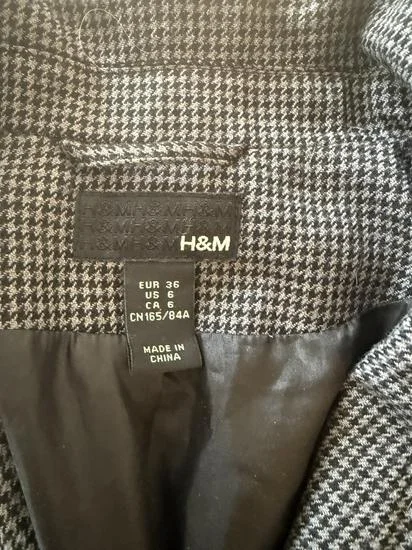 H&M karirani sako